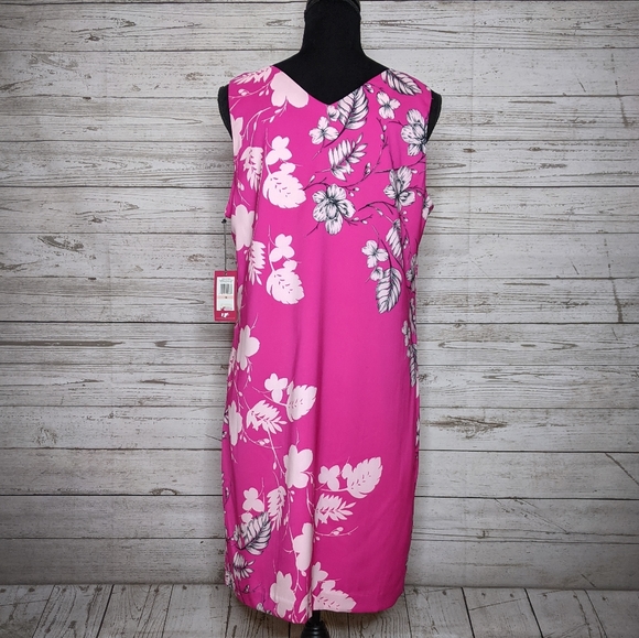 vince camuto • pop pink summer splash shift dress - Picture 3 of 8